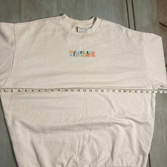 Gymshark oversized sweater with rainbow embroidery - Picture 3 of 7